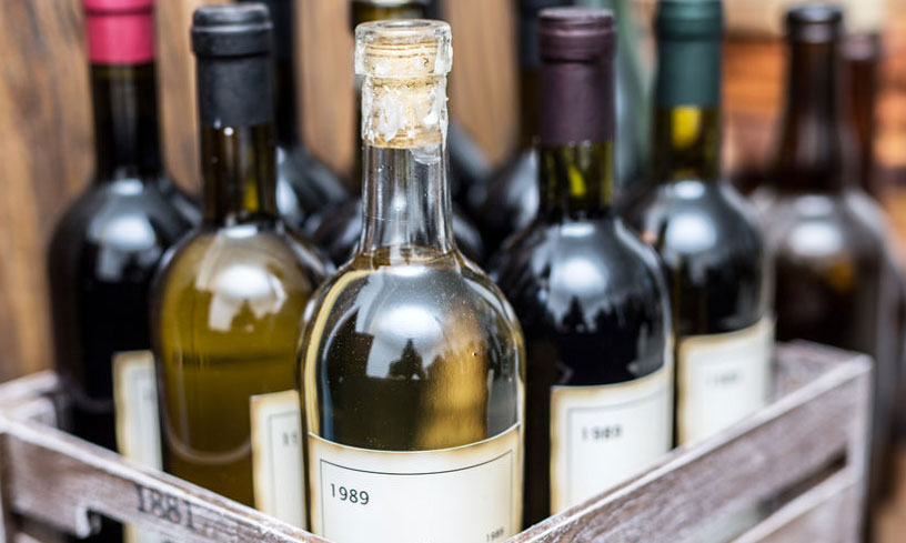 Choisissez ici votre caisse à vin en carton adaptée pour vos bouteilles